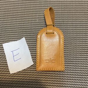 Louis Vuitton Brown Leather Luggage Tag